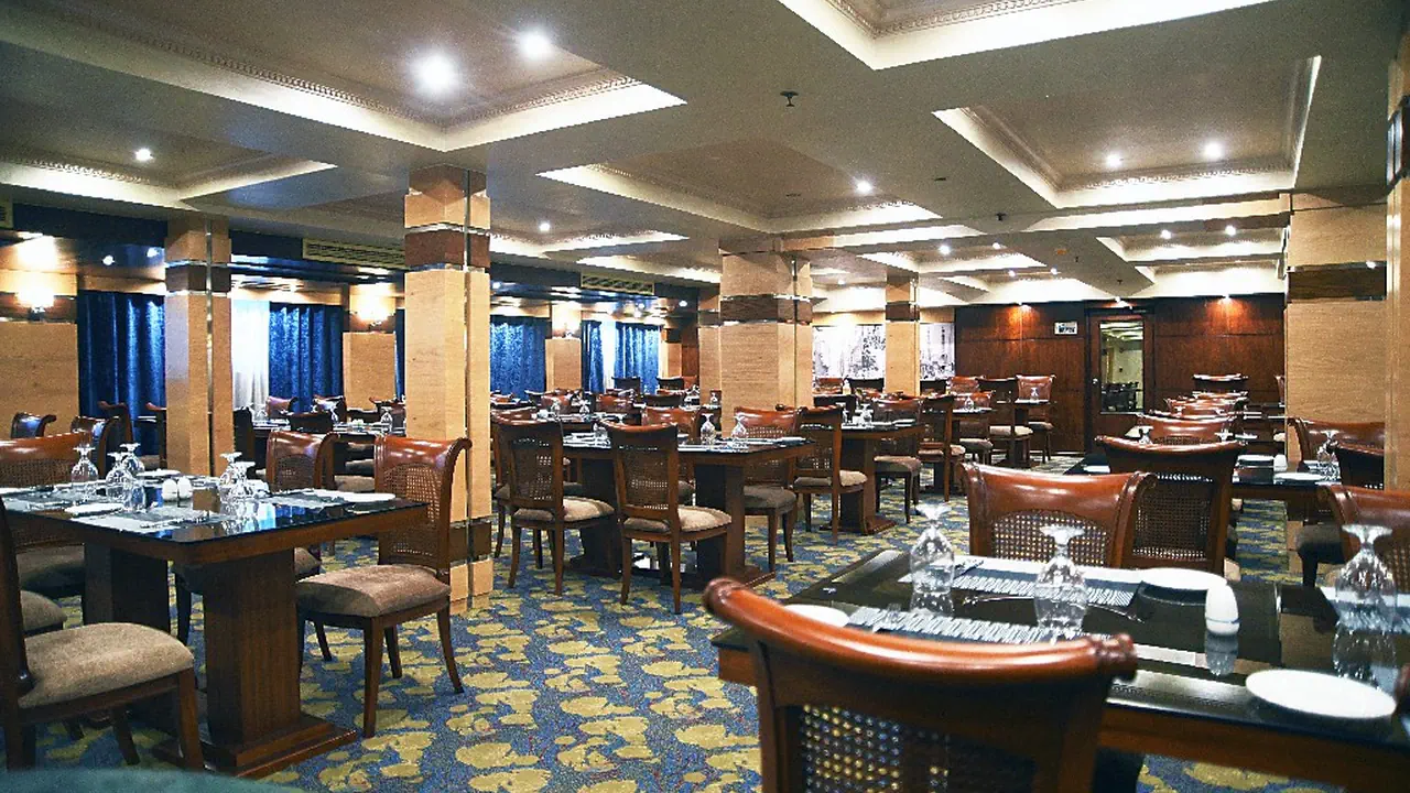 رحلة الباخرة بلو شادو II